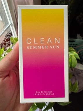 CLEAN Summer Sun Eau de Toilette - Pink/Yellow Gradient